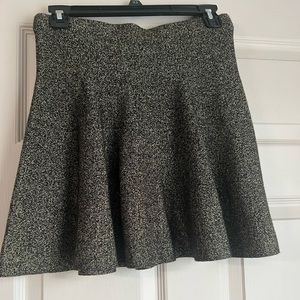 Candie’s size small gold and black mini skirt